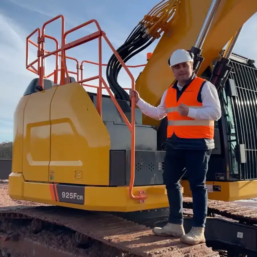 925FCR Excavator
